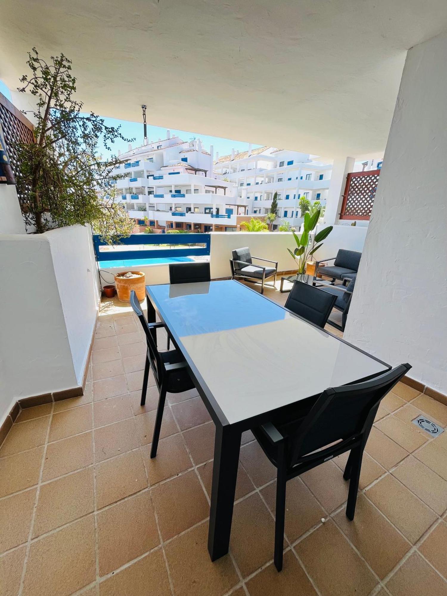 Castillo de Sabinillas Duquesa Suites Golf And Garden מראה חיצוני תמונה